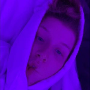 Meet your Posher, Desiree